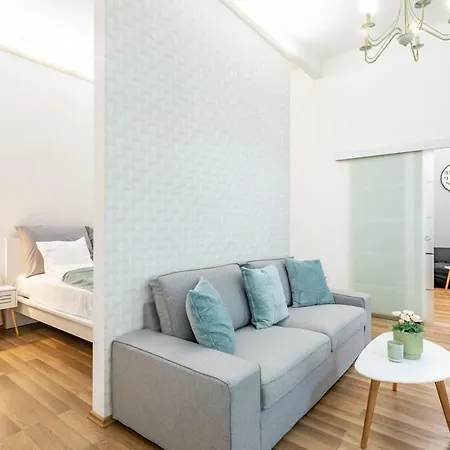 Comfy And Bright In The Center דירה *