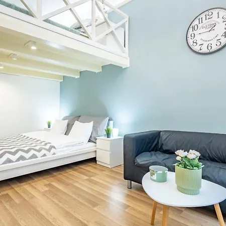 Comfy And Bright In The Center Budapeşte